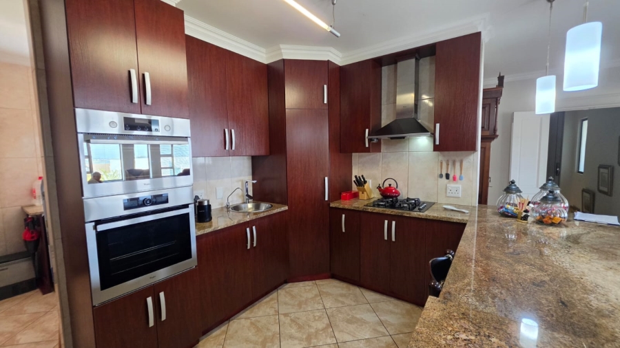 4 Bedroom Property for Sale in Stilbaai Wes Western Cape